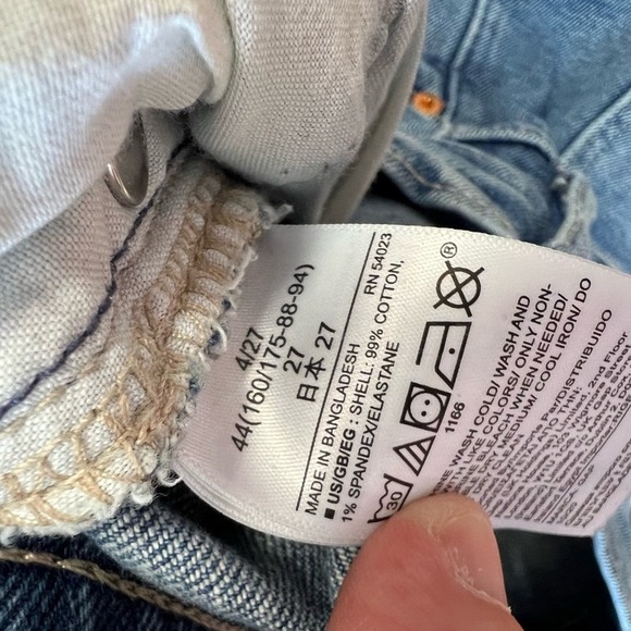 Gap denim short SZ 4 - Picture 3 of 4